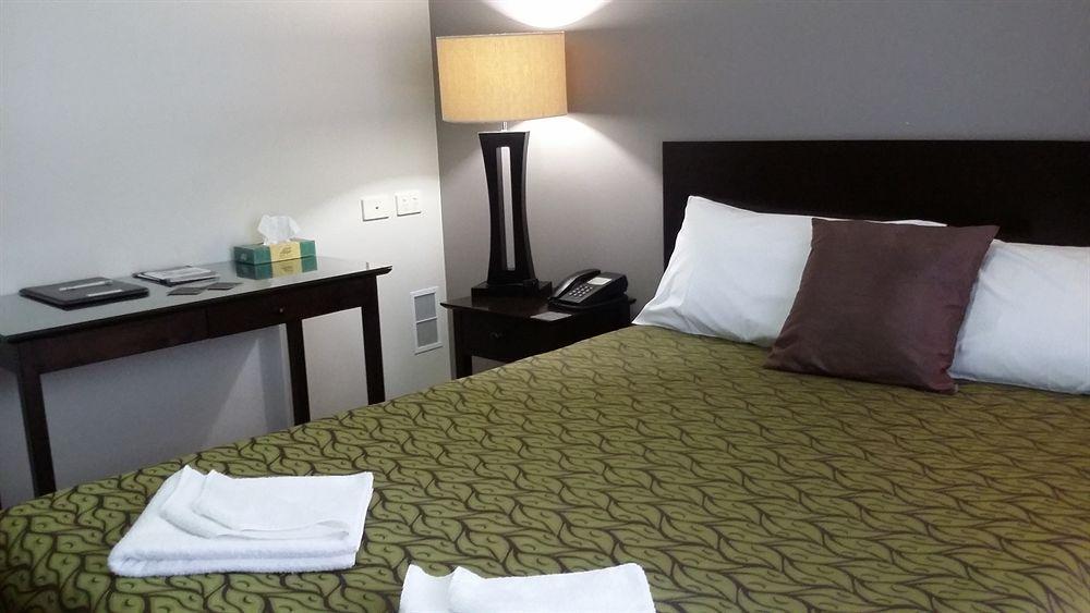 Redcliffe Motor Inn Екстериор снимка